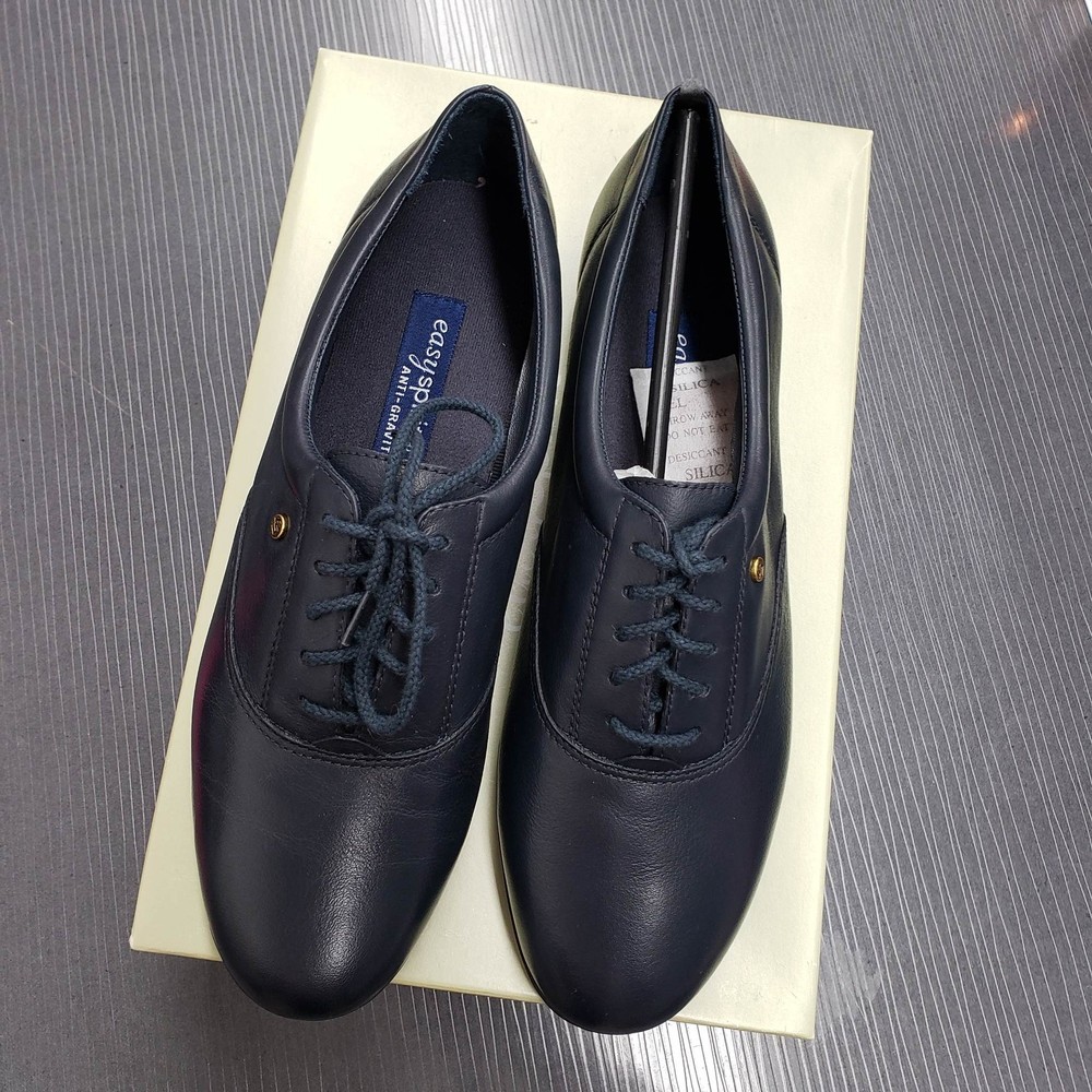 Easy Spirit Anti-Gravity Women's size 8.5 Navy Blue Leather Sneakers NEW no box